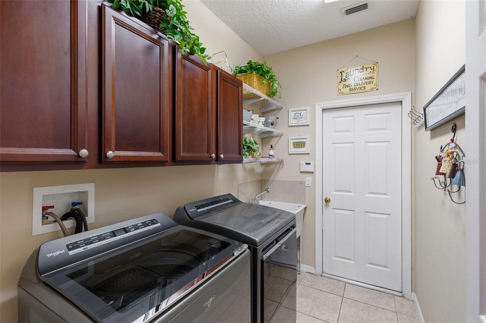 226 ALEXANDRIA PLACE DRIVE — photo 31 of 36