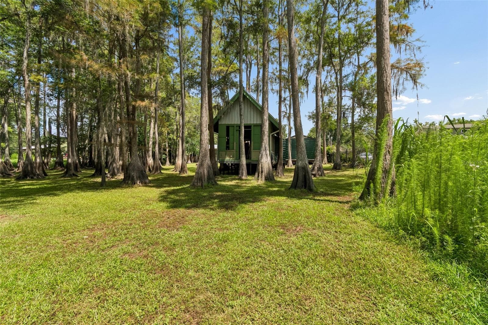 17808 DOGWOOD DRIVE — photo 47 of 68