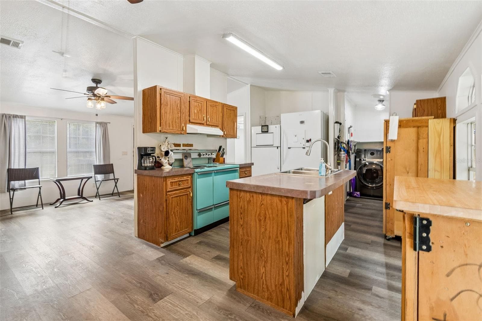 17808 DOGWOOD DRIVE — photo 19 of 68