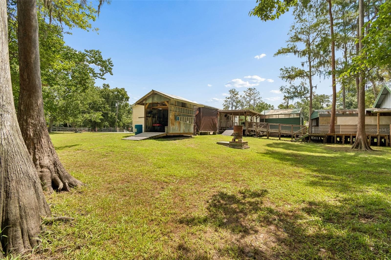 17808 DOGWOOD DRIVE — photo 46 of 68