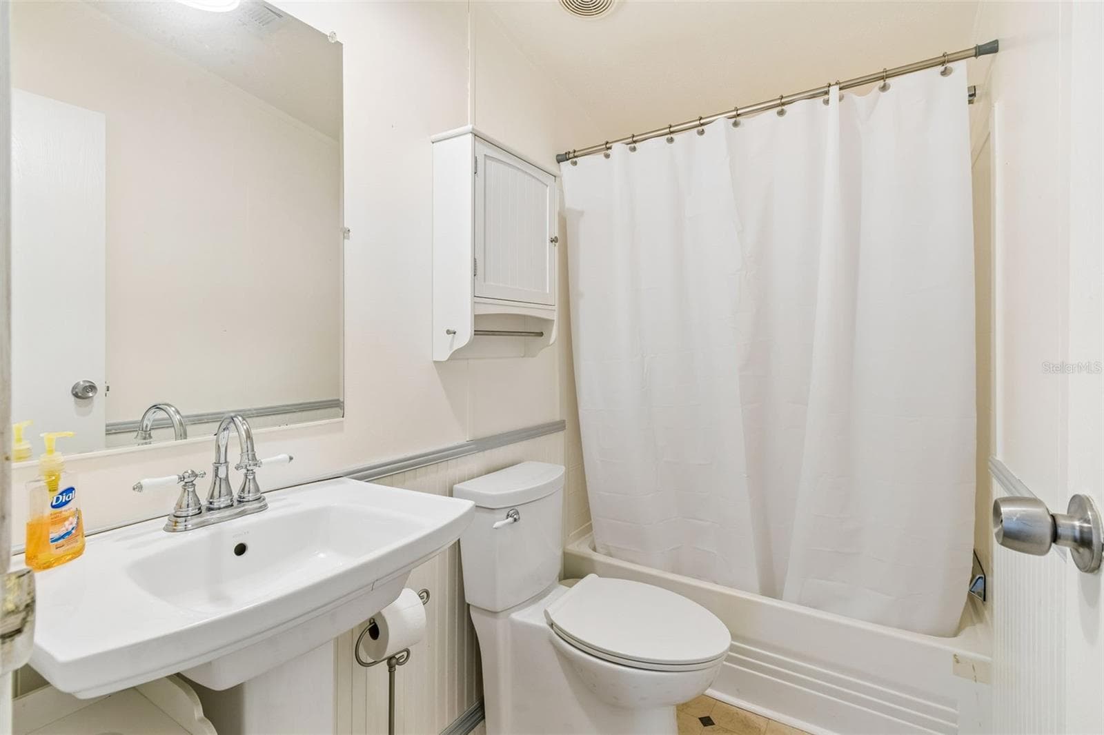 17808 DOGWOOD DRIVE — photo 29 of 68