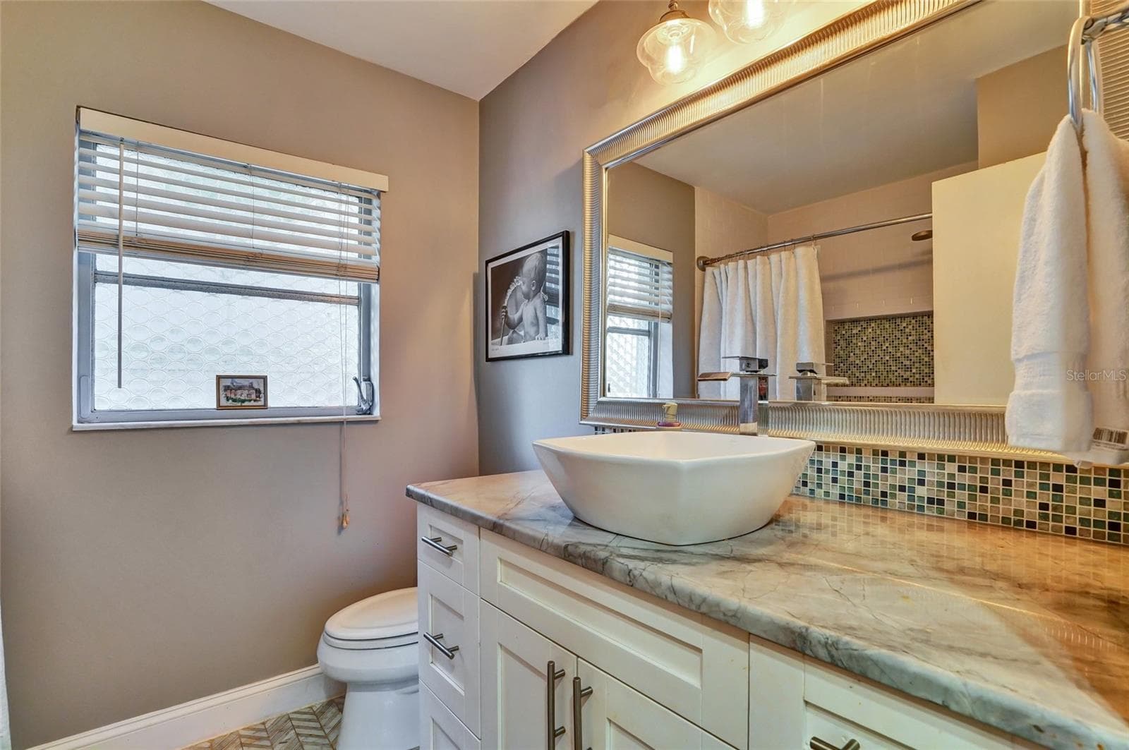2403 CHURCH AVENUE — photo 11 of 27