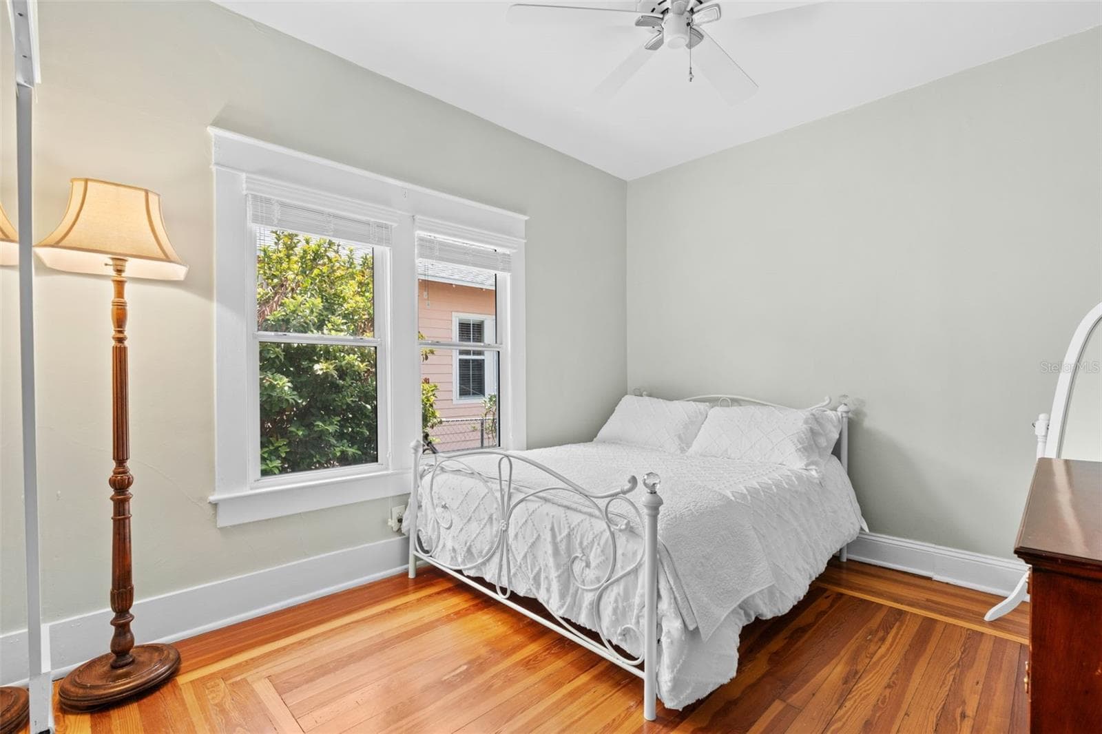 900 PINE STREET — photo 18 of 28