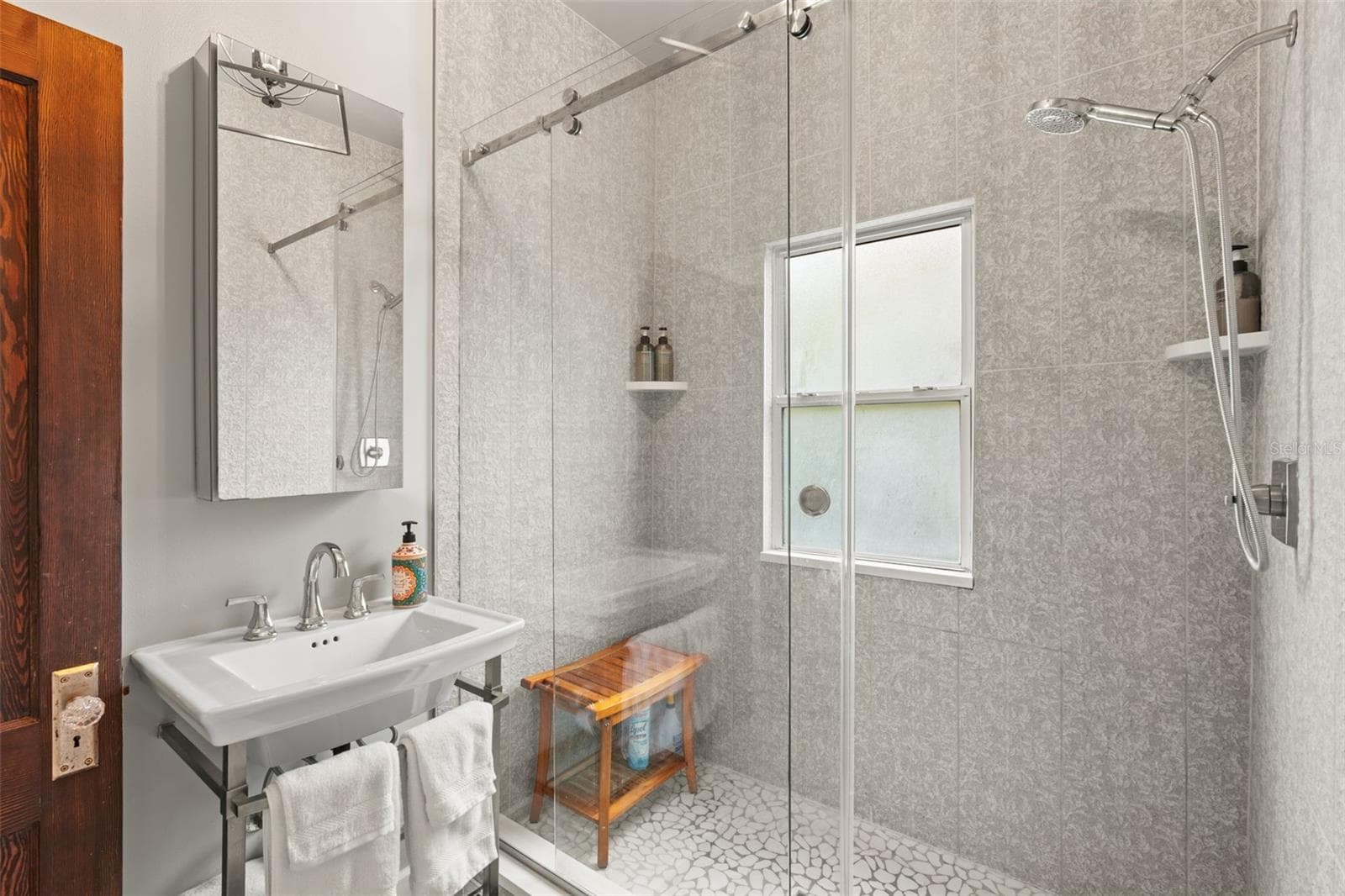 900 PINE STREET — photo 17 of 28