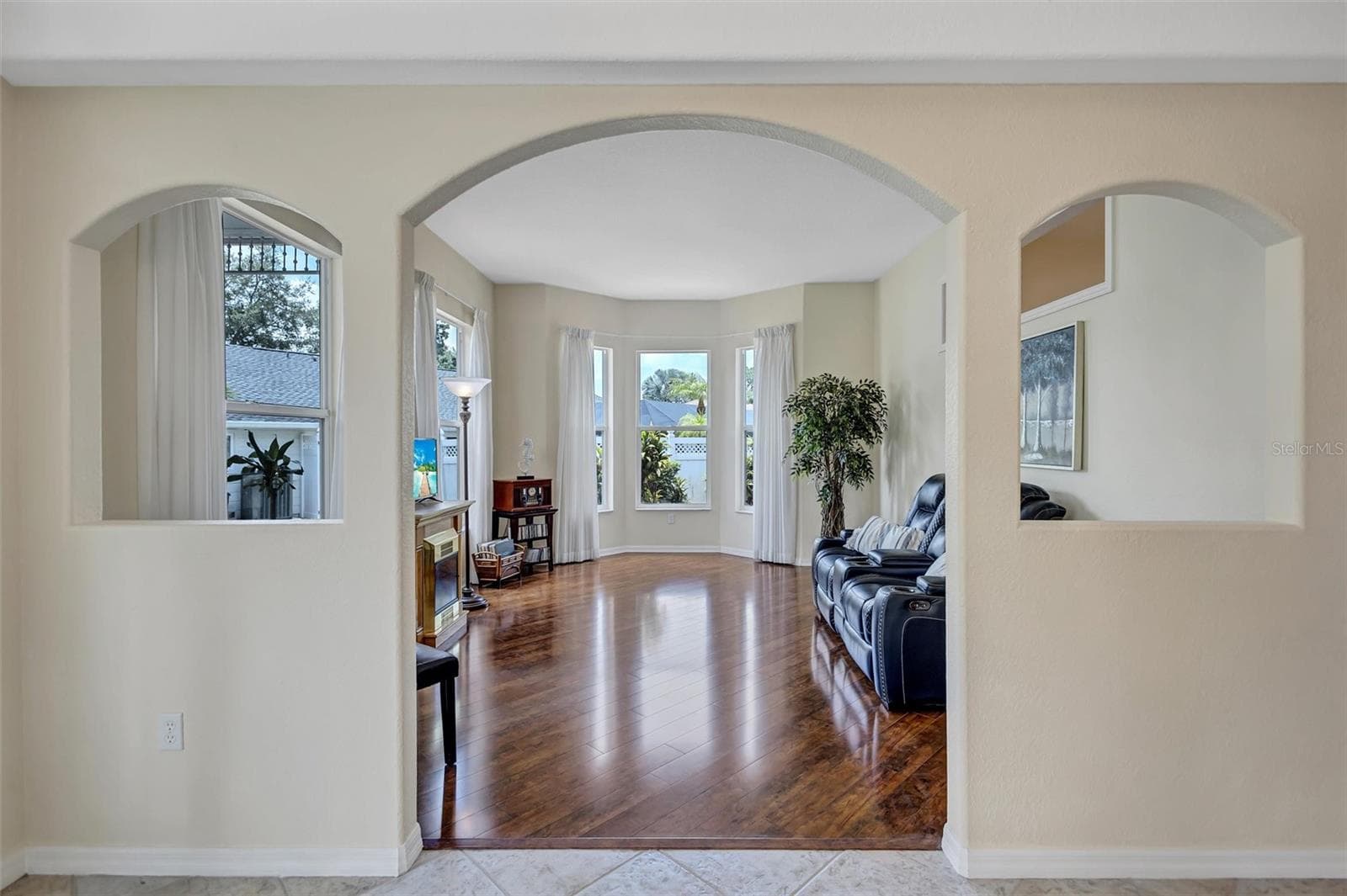 360 46TH COURT — photo 9 of 73