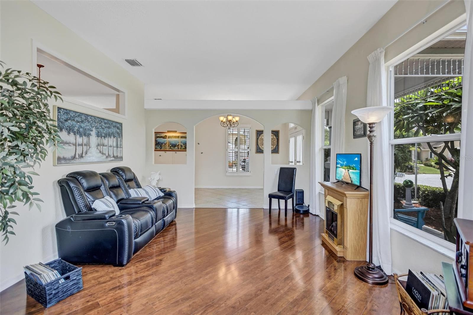 360 46TH COURT — photo 11 of 73
