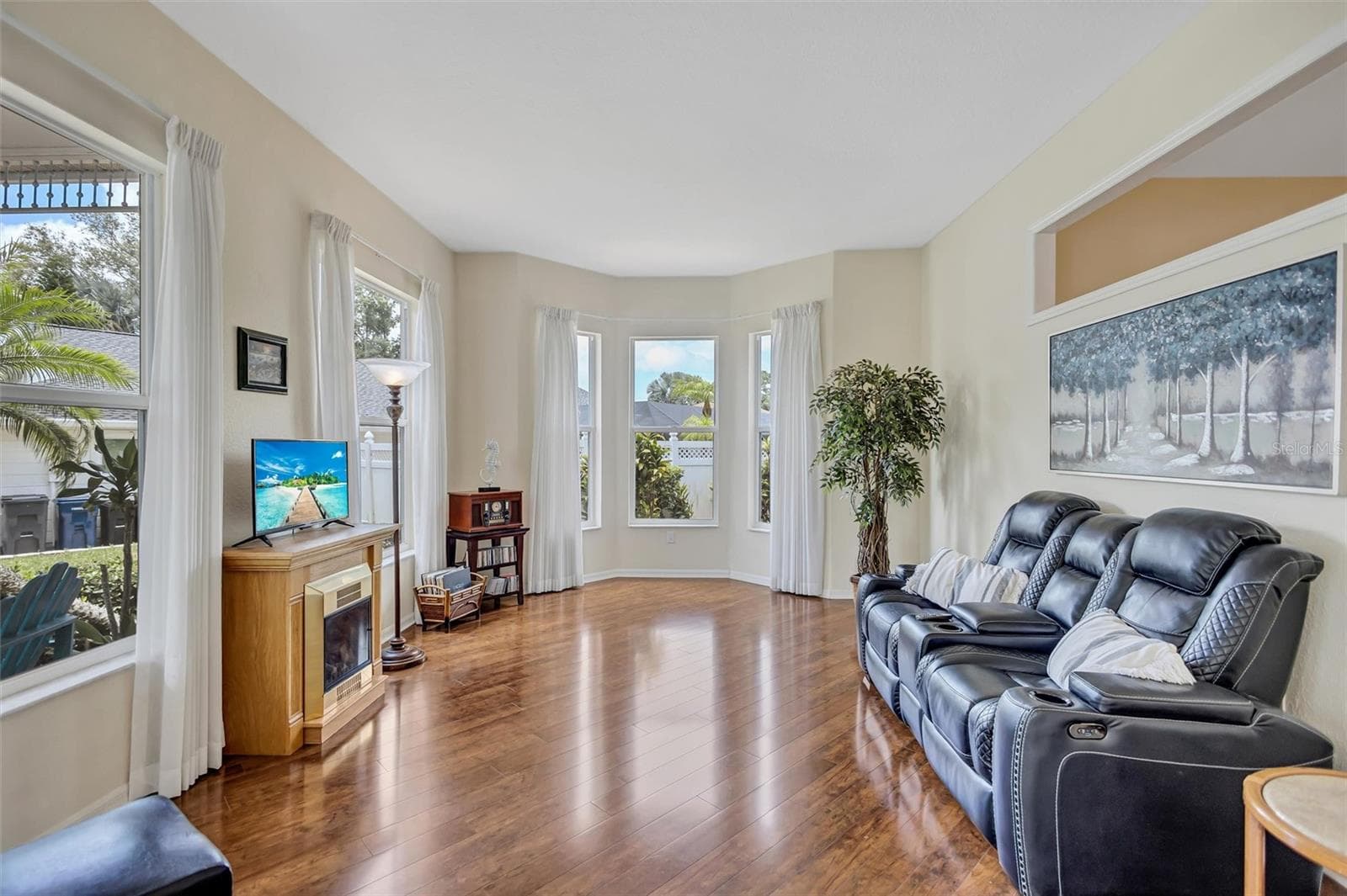360 46TH COURT — photo 10 of 73