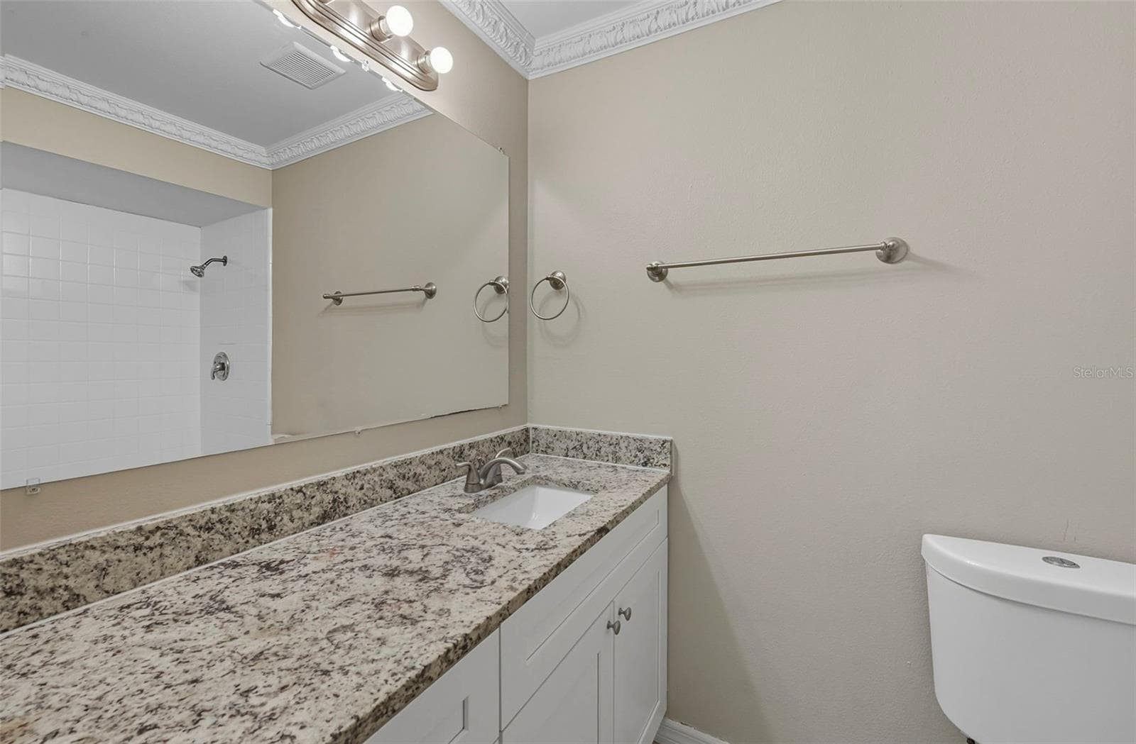 28042 LOIS DRIVE — photo 35 of 46