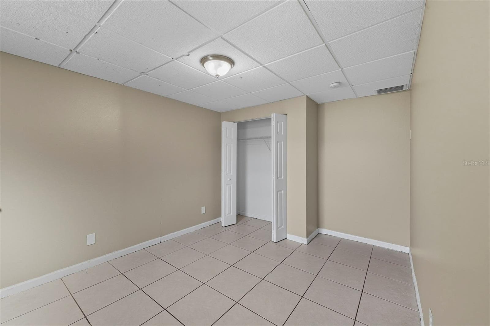 28042 LOIS DRIVE — photo 25 of 46