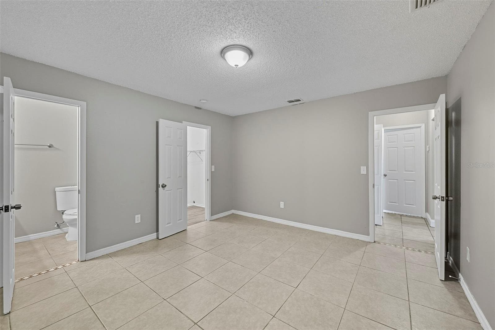 28042 LOIS DRIVE — photo 32 of 46