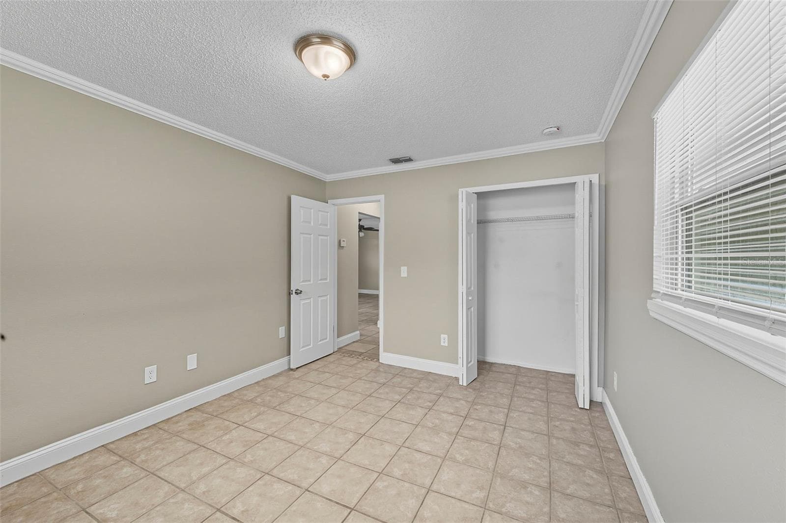 28042 LOIS DRIVE — photo 28 of 46