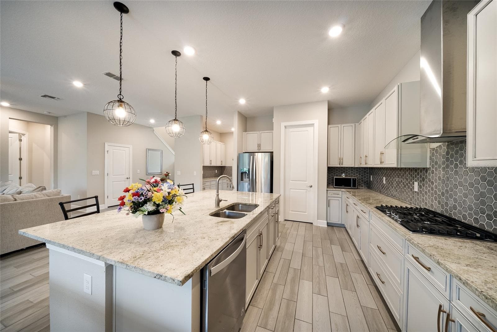 3533 BIG SKY WAY — photo 38 of 85