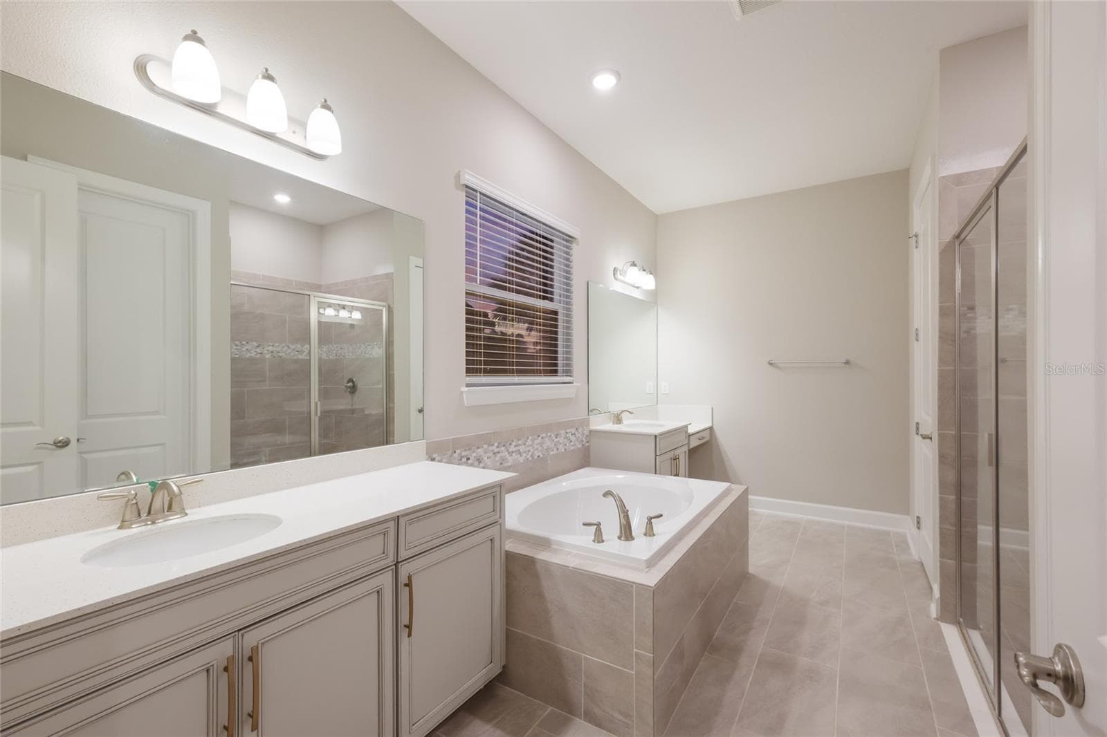 3533 BIG SKY WAY — photo 17 of 85