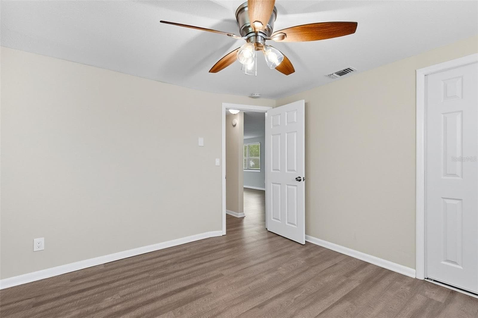 3745 HABANA STREET — photo 27 of 37