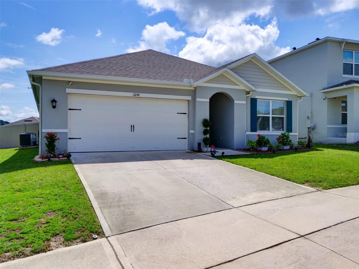 11244 AMBER RIDGE DRIVE — photo 2 of 40