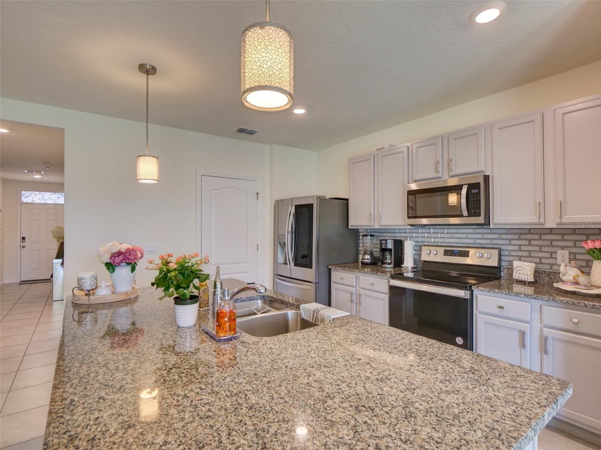 11244 AMBER RIDGE DRIVE — photo 15 of 40