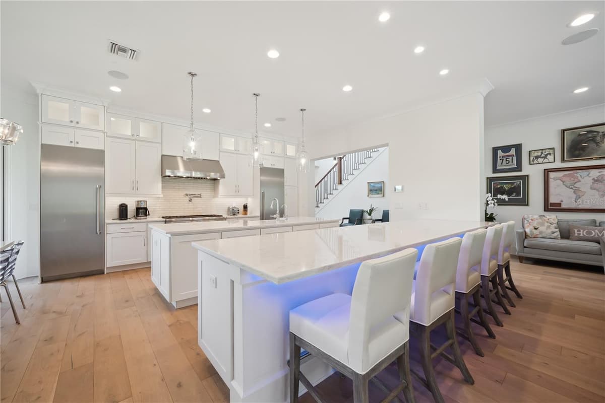 11539 LAKE BUTLER BOULEVARD — photo 5 of 80