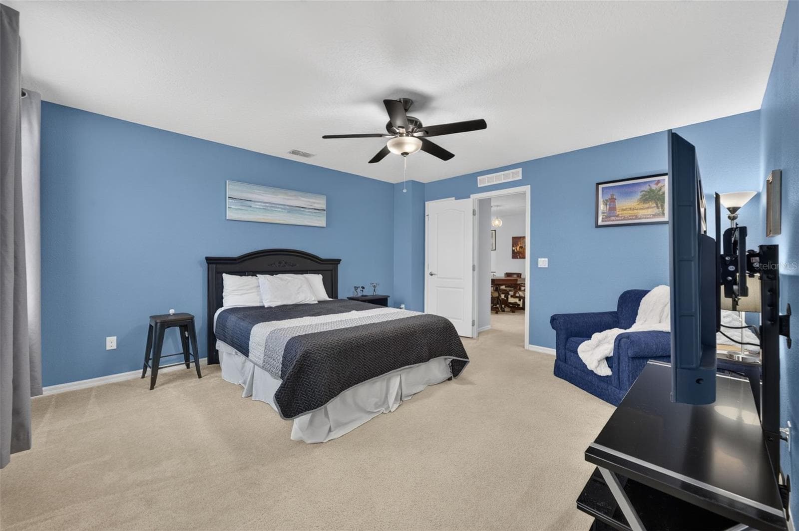24529 WOODHILL COURT — photo 15 of 28