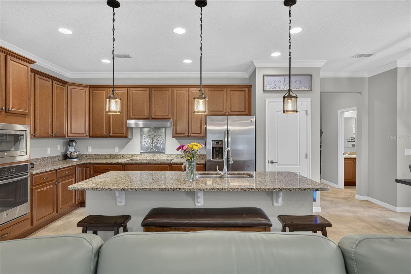 24529 WOODHILL COURT — photo 7 of 28
