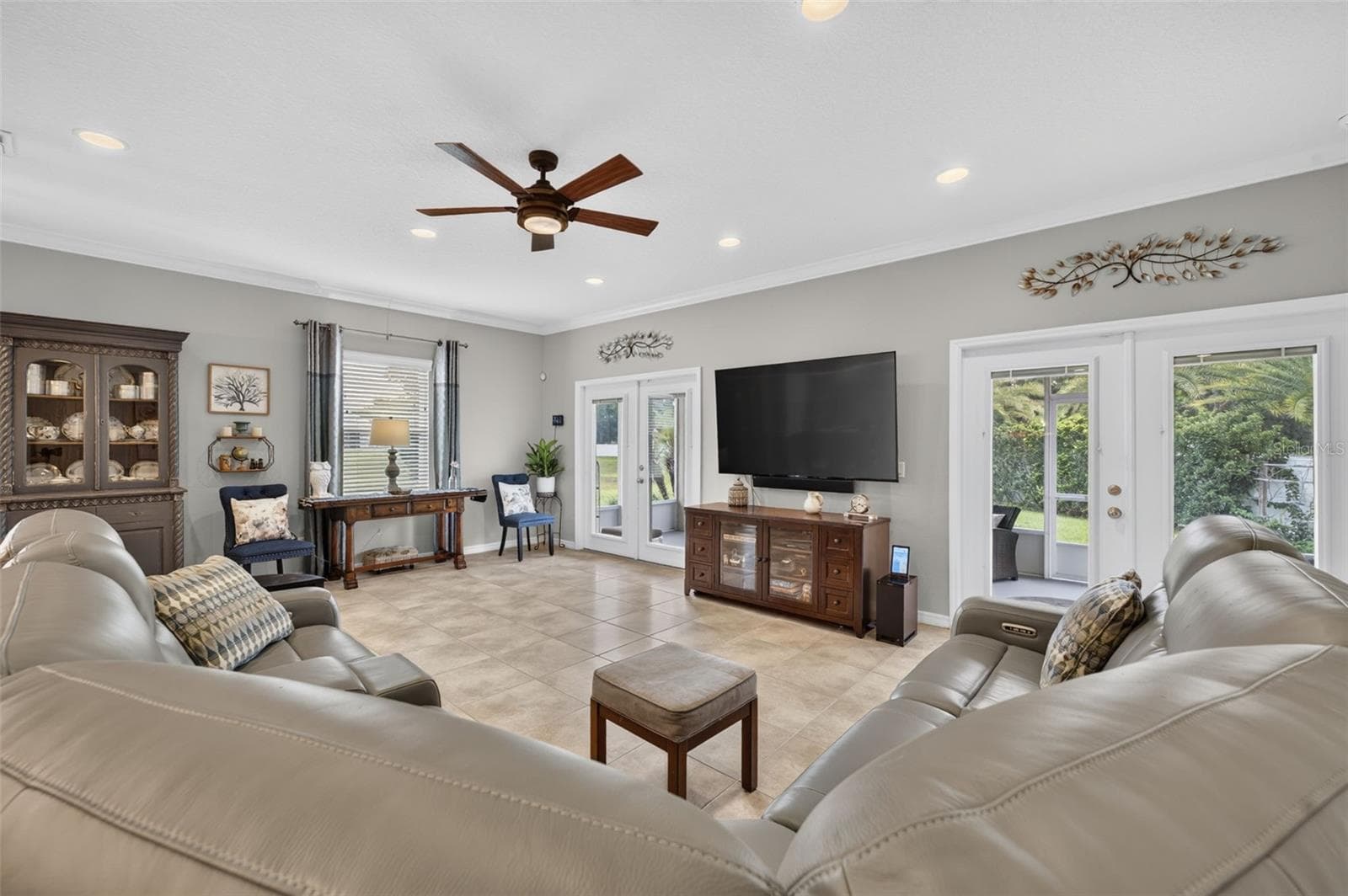 24529 WOODHILL COURT — photo 9 of 28