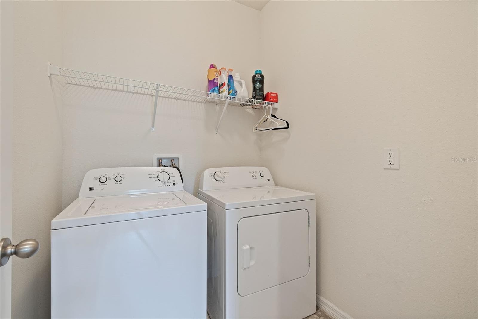 7533 LANTERN PARK AVENUE — photo 21 of 44