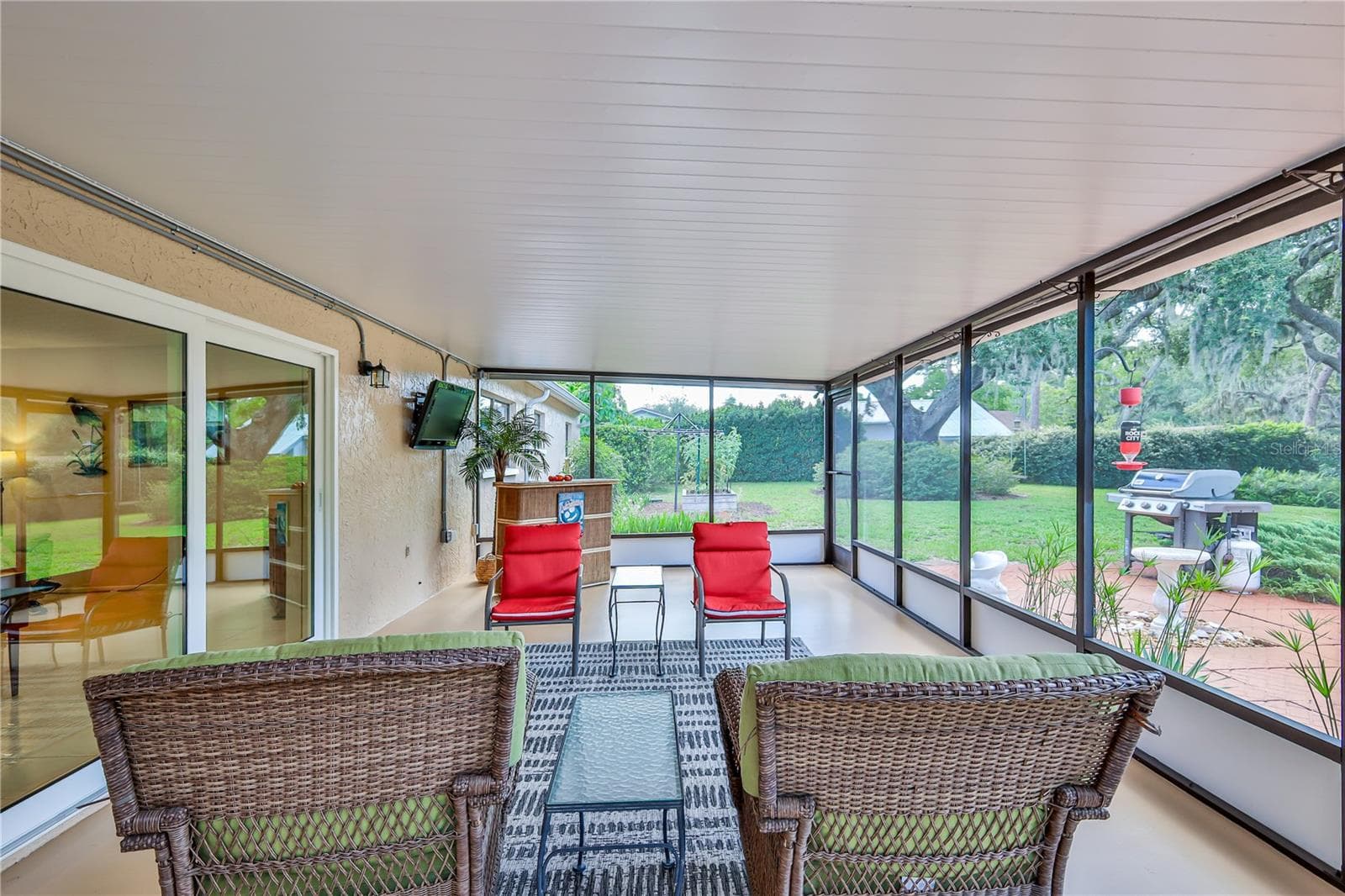 8270 SYCAMORE DRIVE — photo 40 of 68