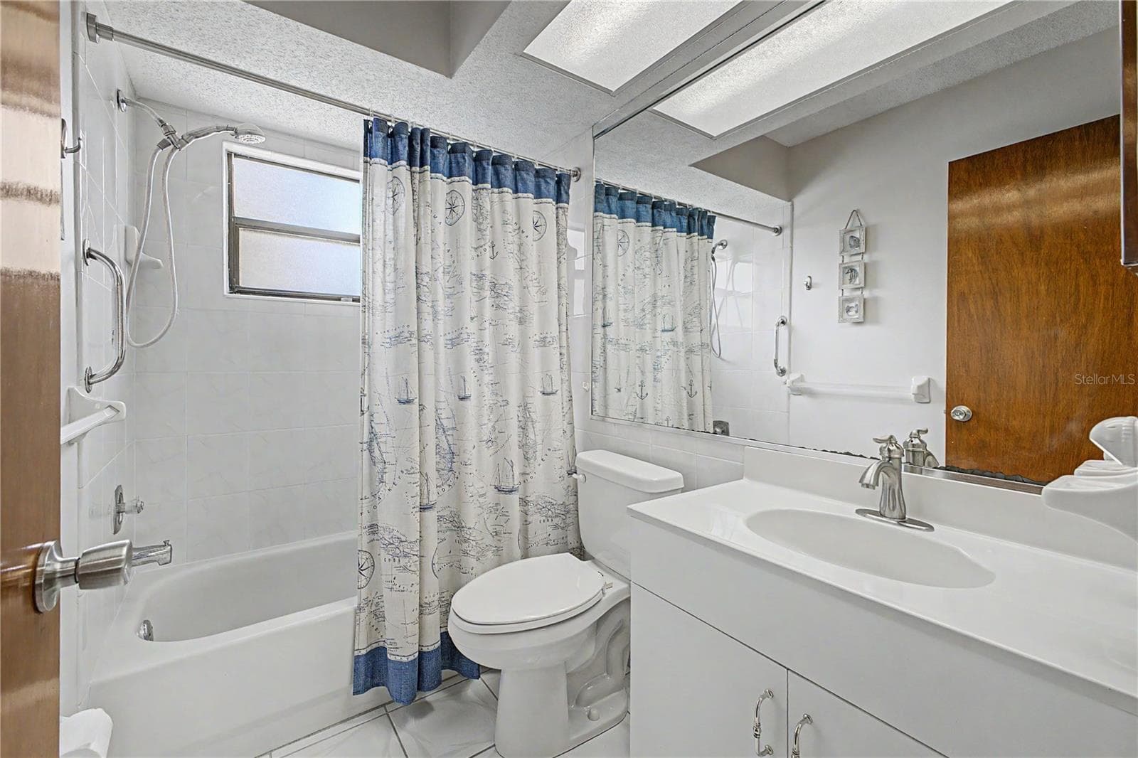 8270 SYCAMORE DRIVE — photo 36 of 68