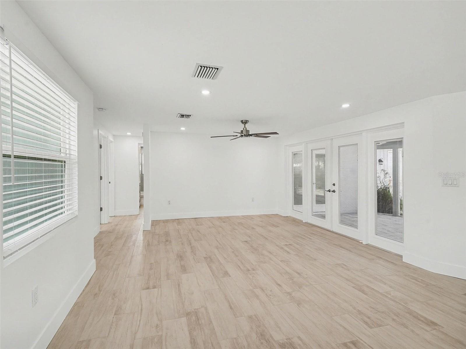 802 WHITE HERON BOULEVARD — photo 8 of 40