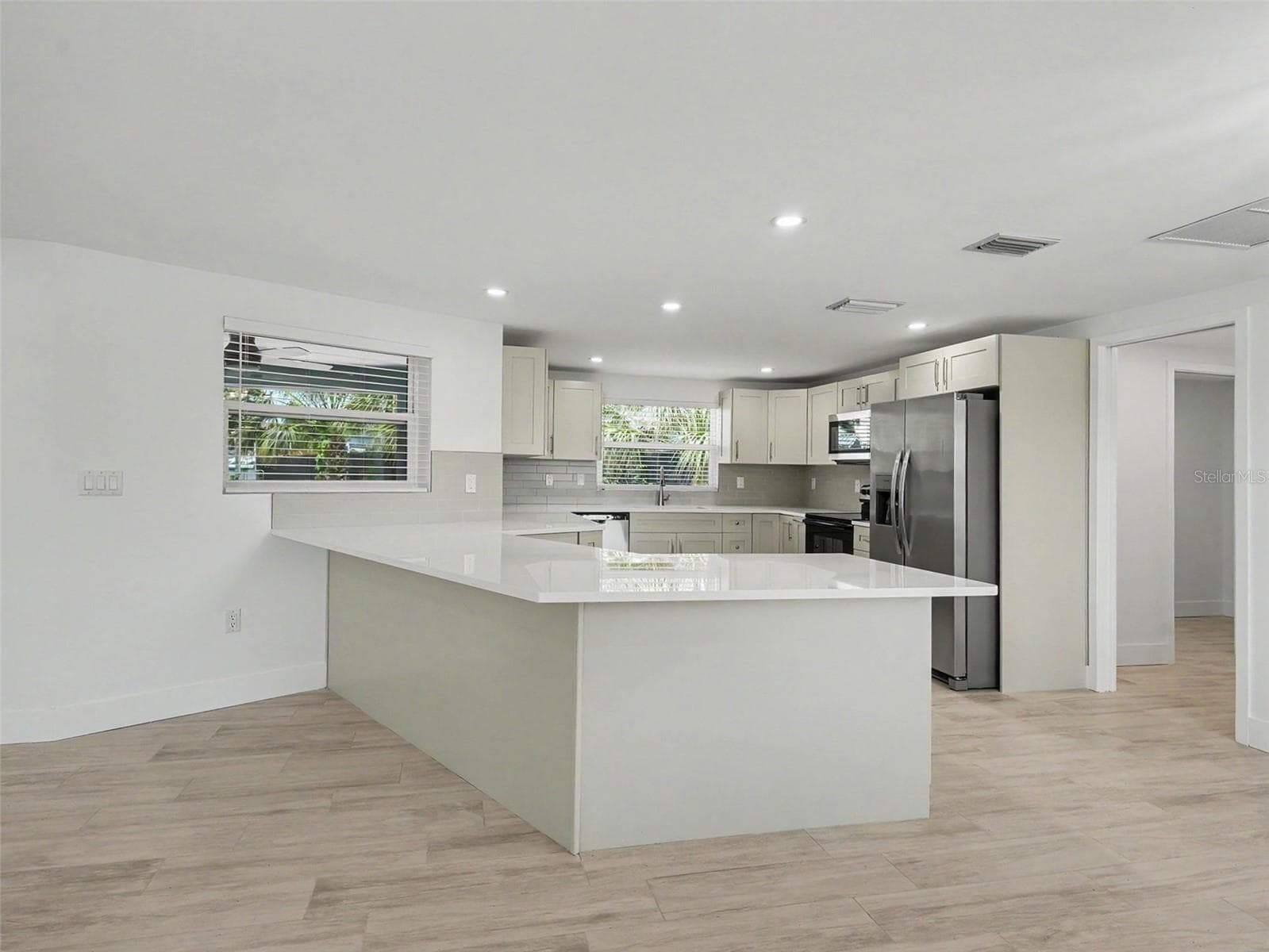 802 WHITE HERON BOULEVARD — photo 10 of 40
