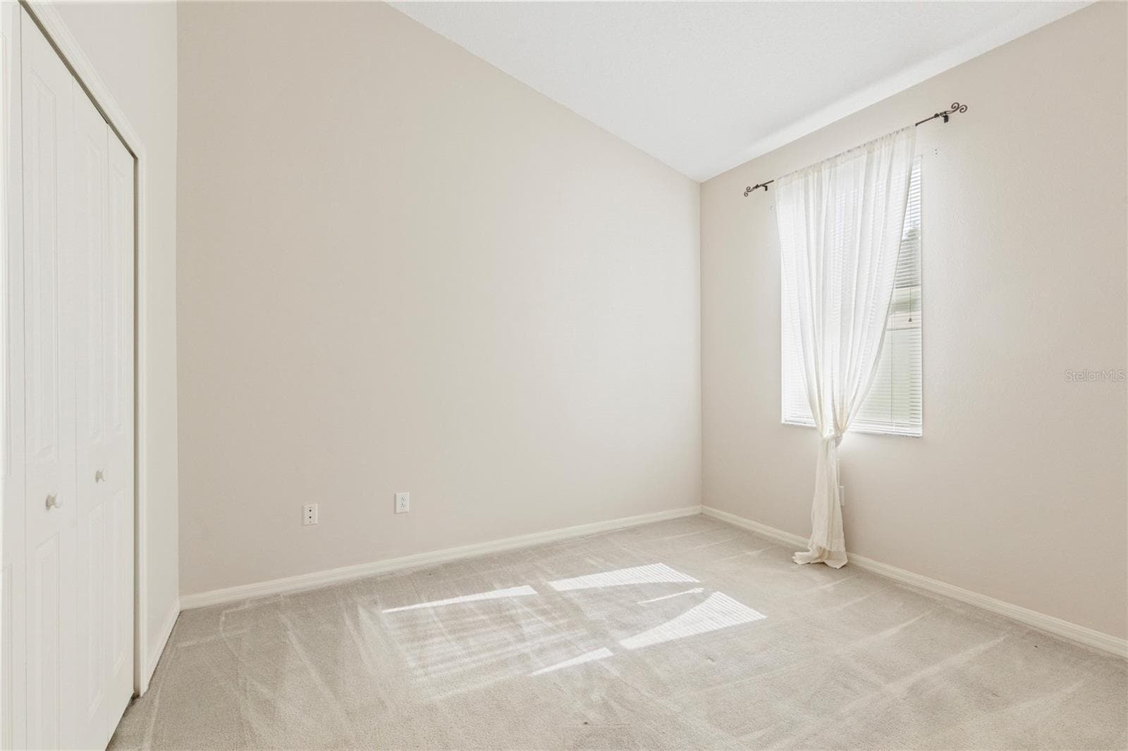 30446 TREMONT DRIVE — photo 15 of 45