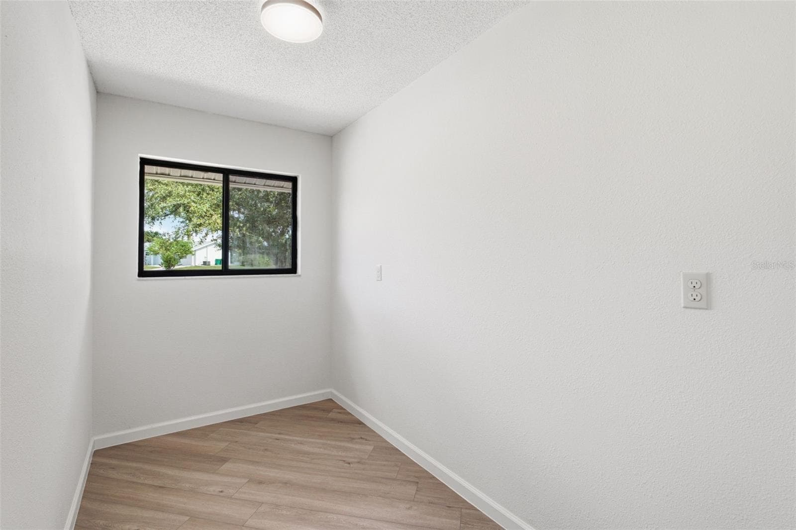 5142 SILVER BELL DRIVE — photo 38 of 50
