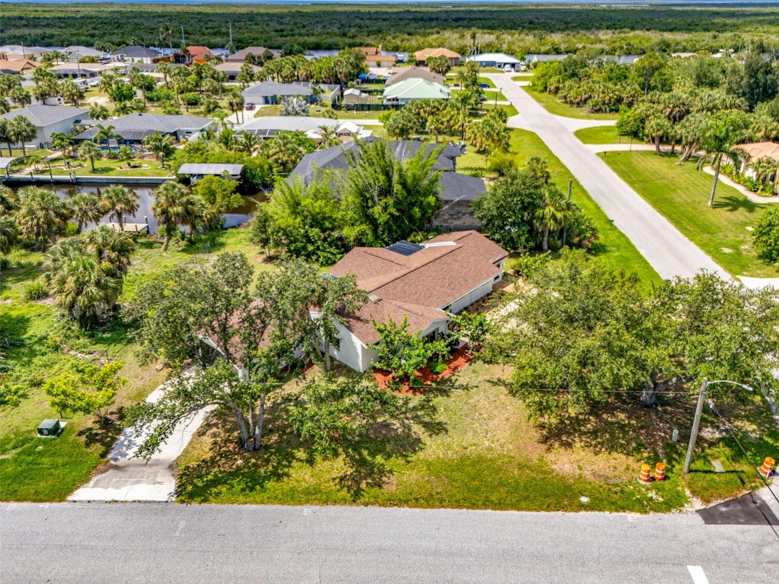 5142 SILVER BELL DRIVE — photo 10 of 50