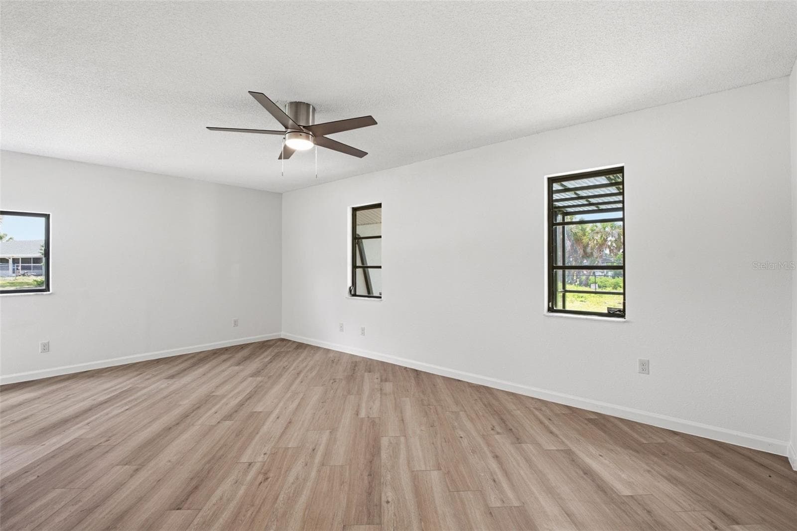 5142 SILVER BELL DRIVE — photo 28 of 50