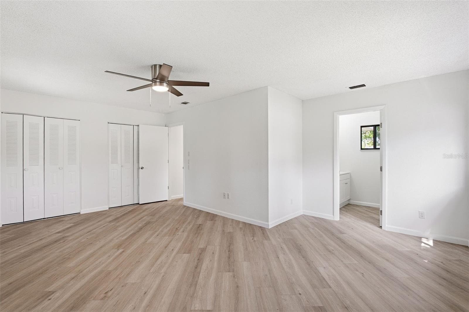 5142 SILVER BELL DRIVE — photo 27 of 50
