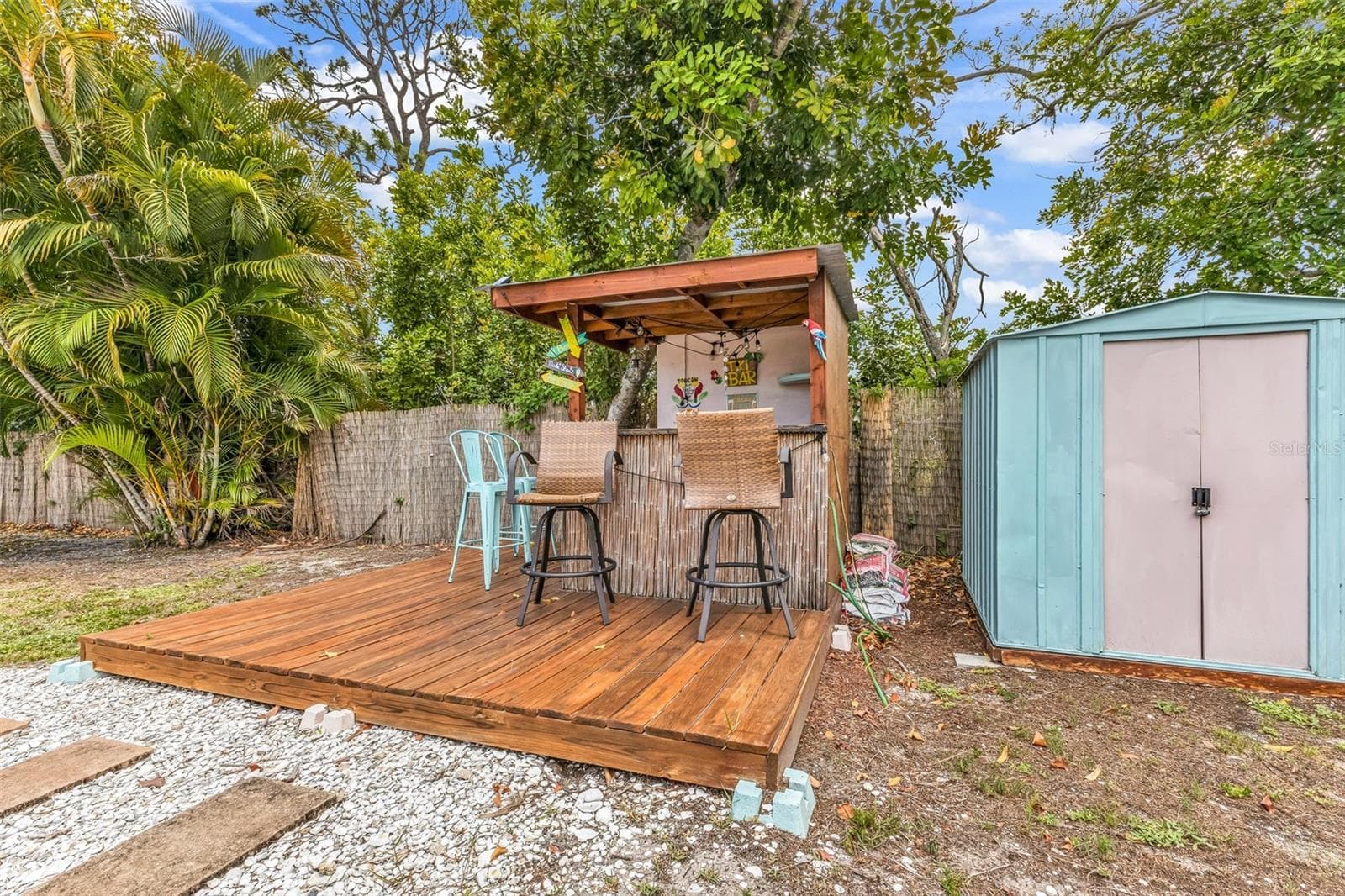 1664 LAKEVIEW PLACE — photo 49 of 69