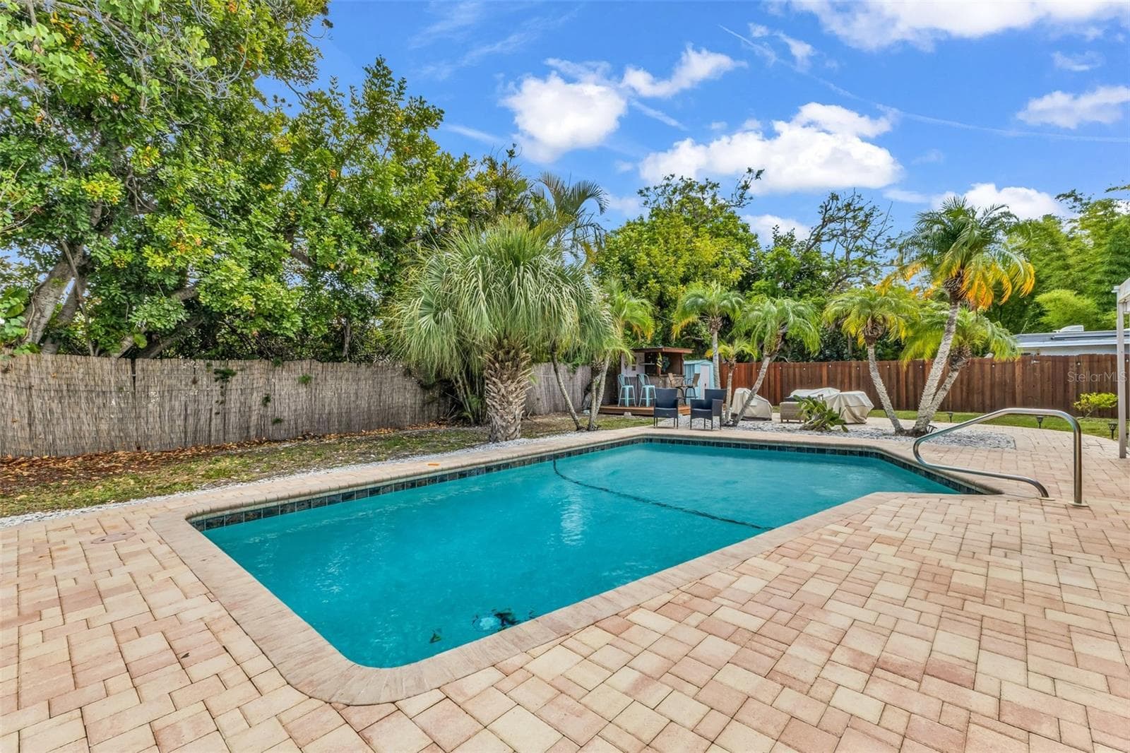 1664 LAKEVIEW PLACE — photo 44 of 69
