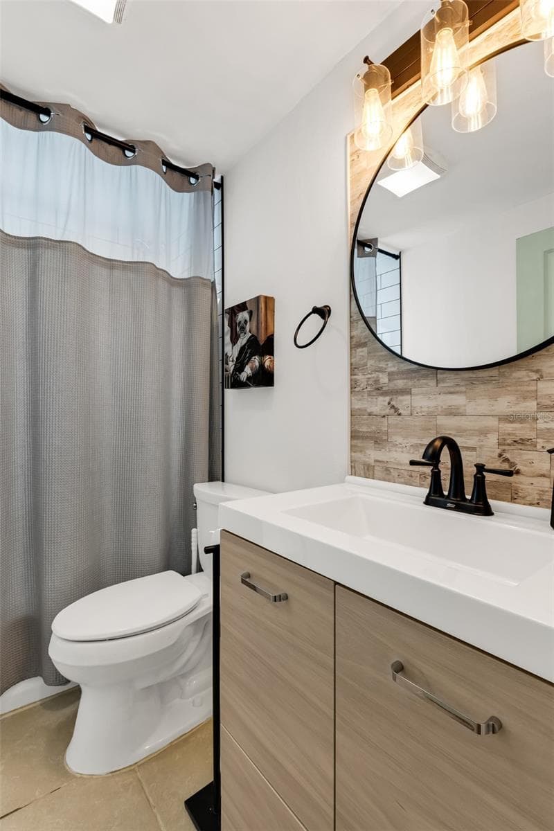 1664 LAKEVIEW PLACE — photo 30 of 69