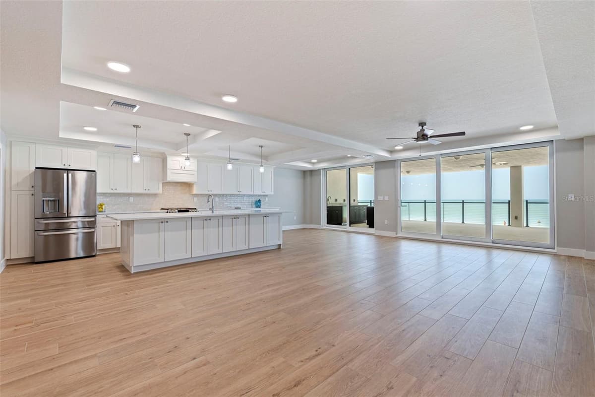14048 GULF BOULEVARD — photo 18 of 79