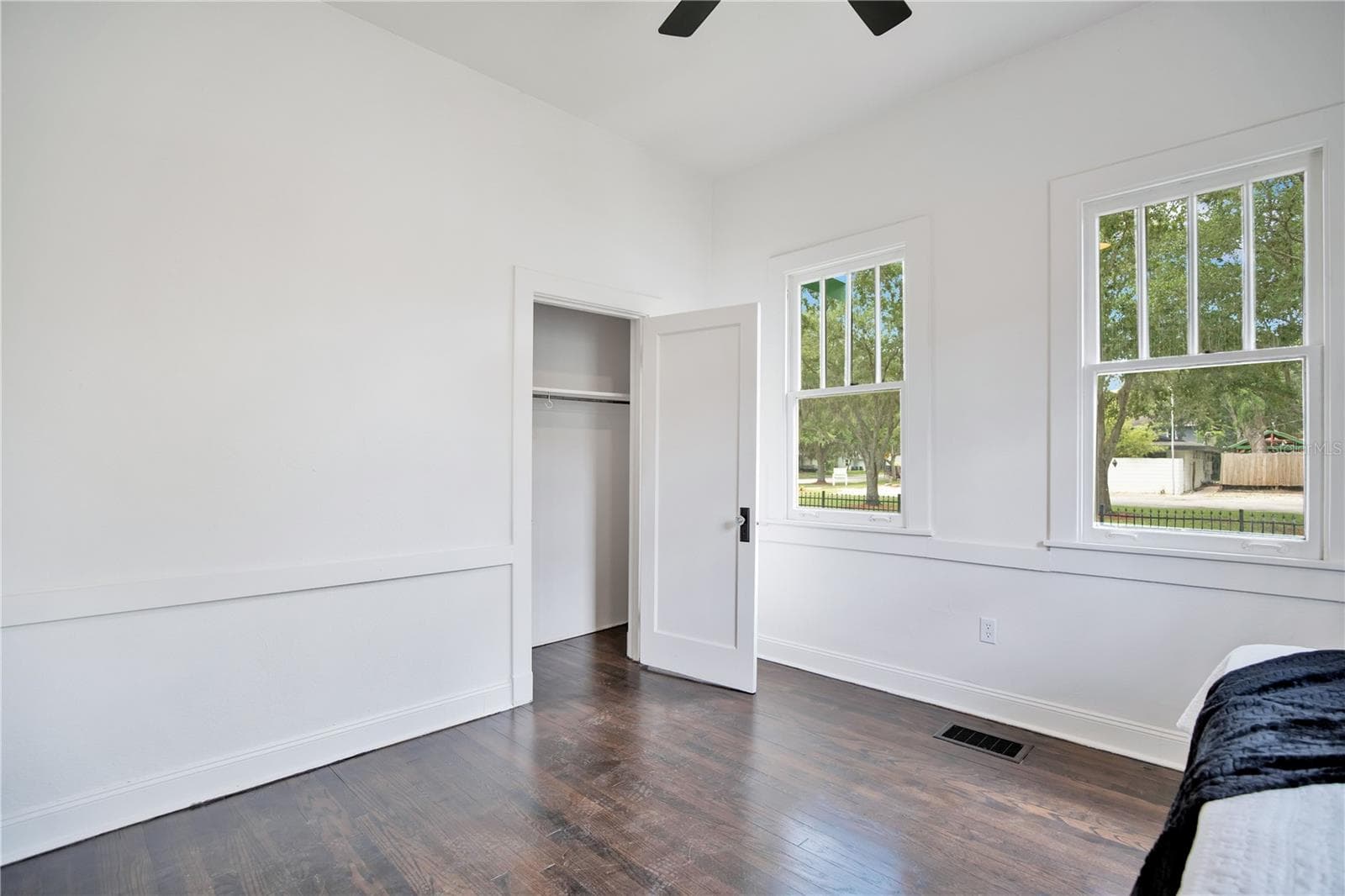 1318 PARK AVENUE — photo 28 of 39