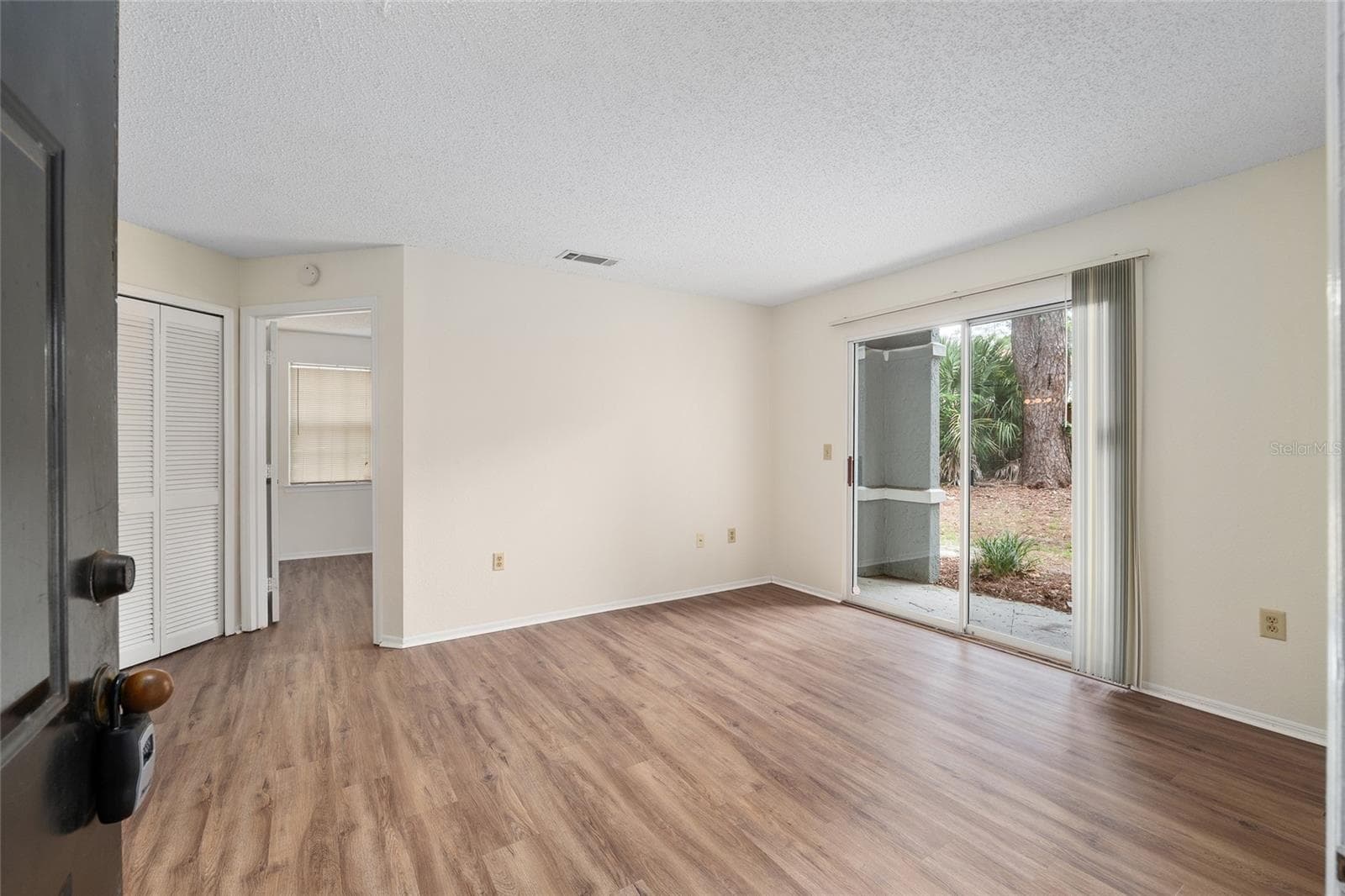 3705 27TH STREET — photo 3 of 35