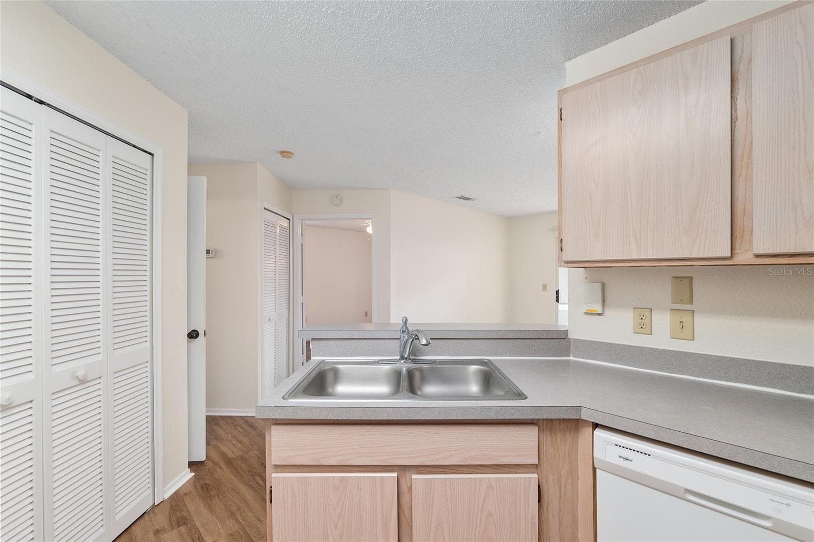3705 27TH STREET — photo 14 of 35
