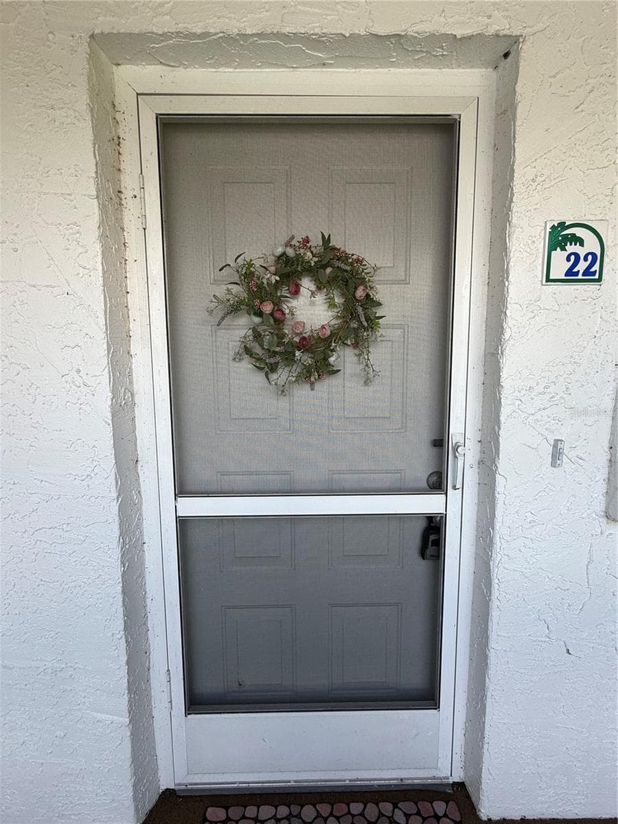 5435 CASABLANCA CIRCLE — photo 4 of 15