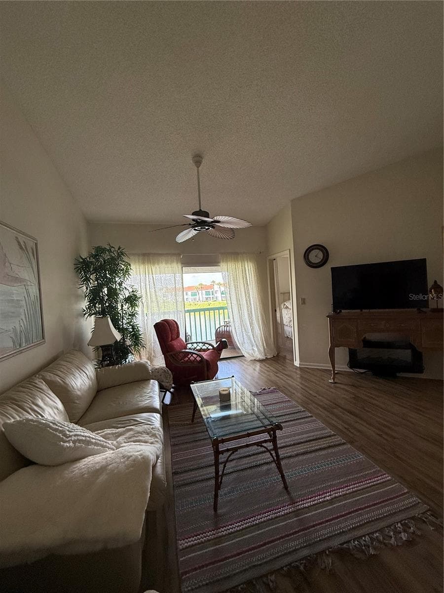 5435 CASABLANCA CIRCLE — photo 15 of 15