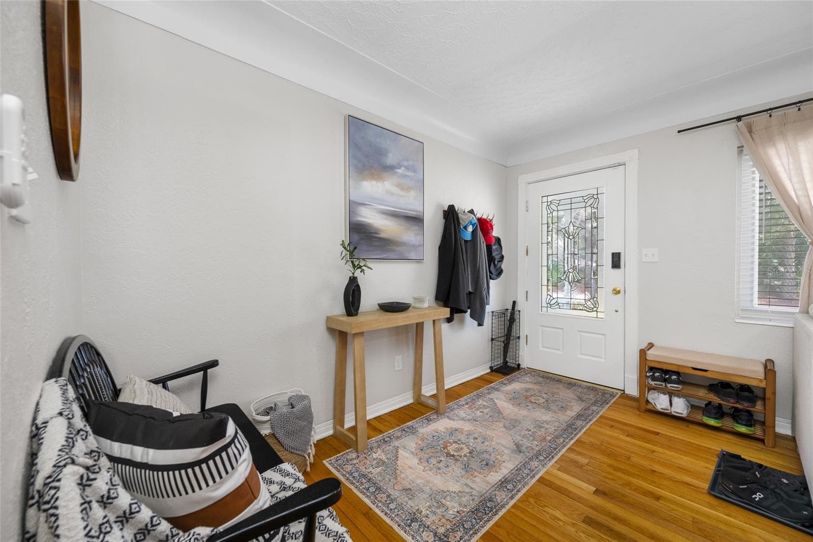 6219 HAMPTON DRIVE — photo 4 of 39