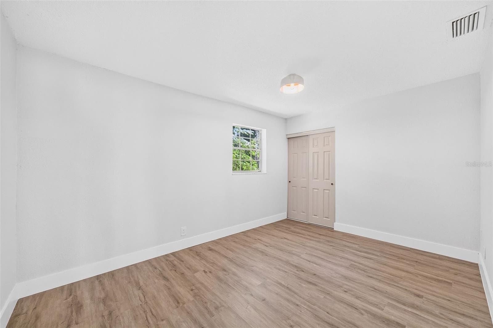 17901 PALM STREET — photo 14 of 16