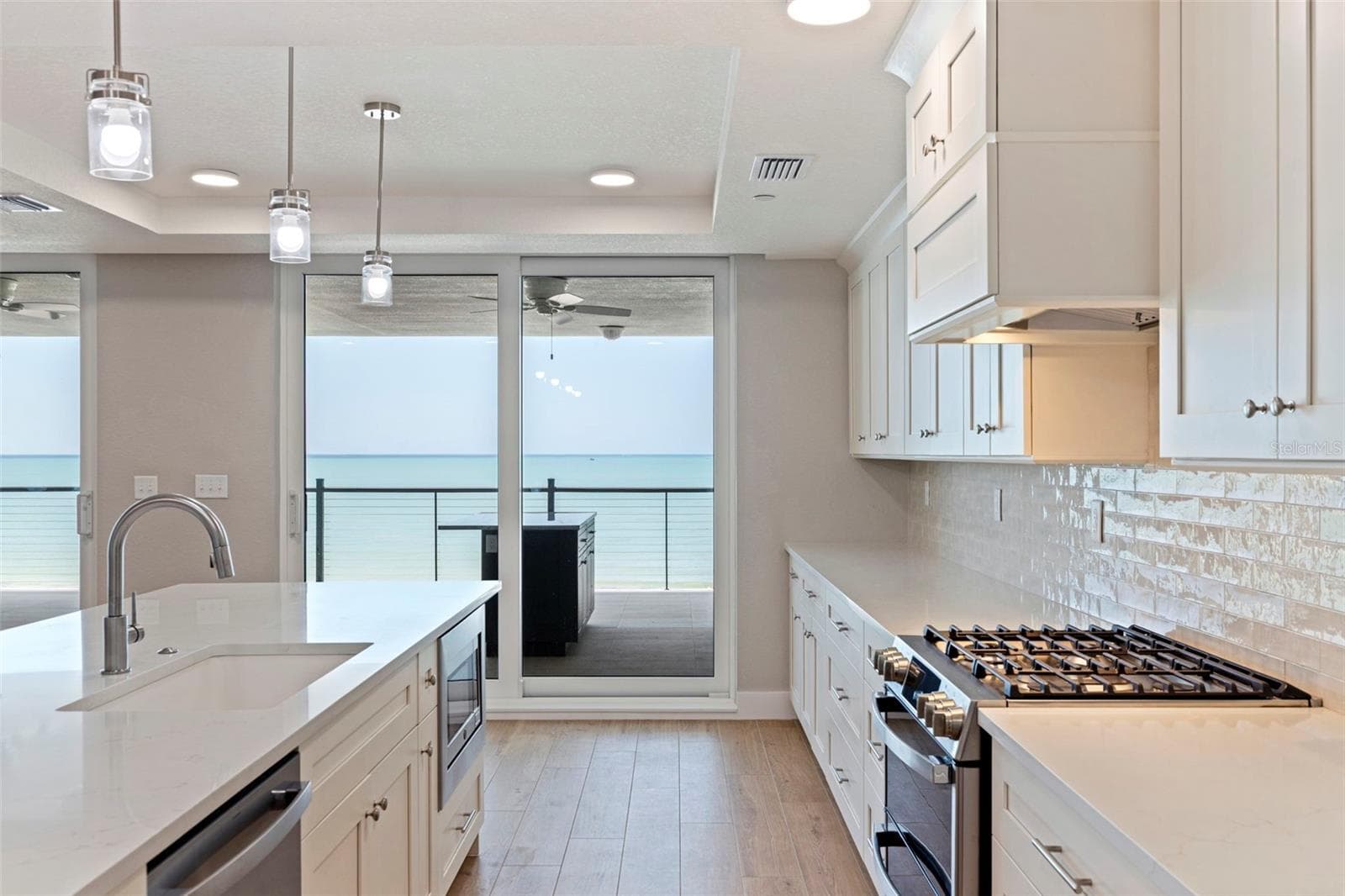 14048 GULF BOULEVARD — photo 18 of 79