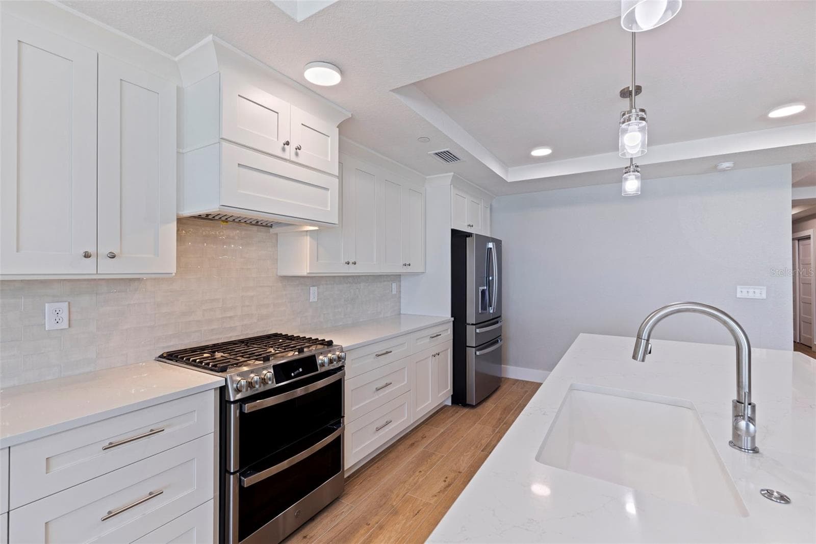14048 GULF BOULEVARD — photo 14 of 79