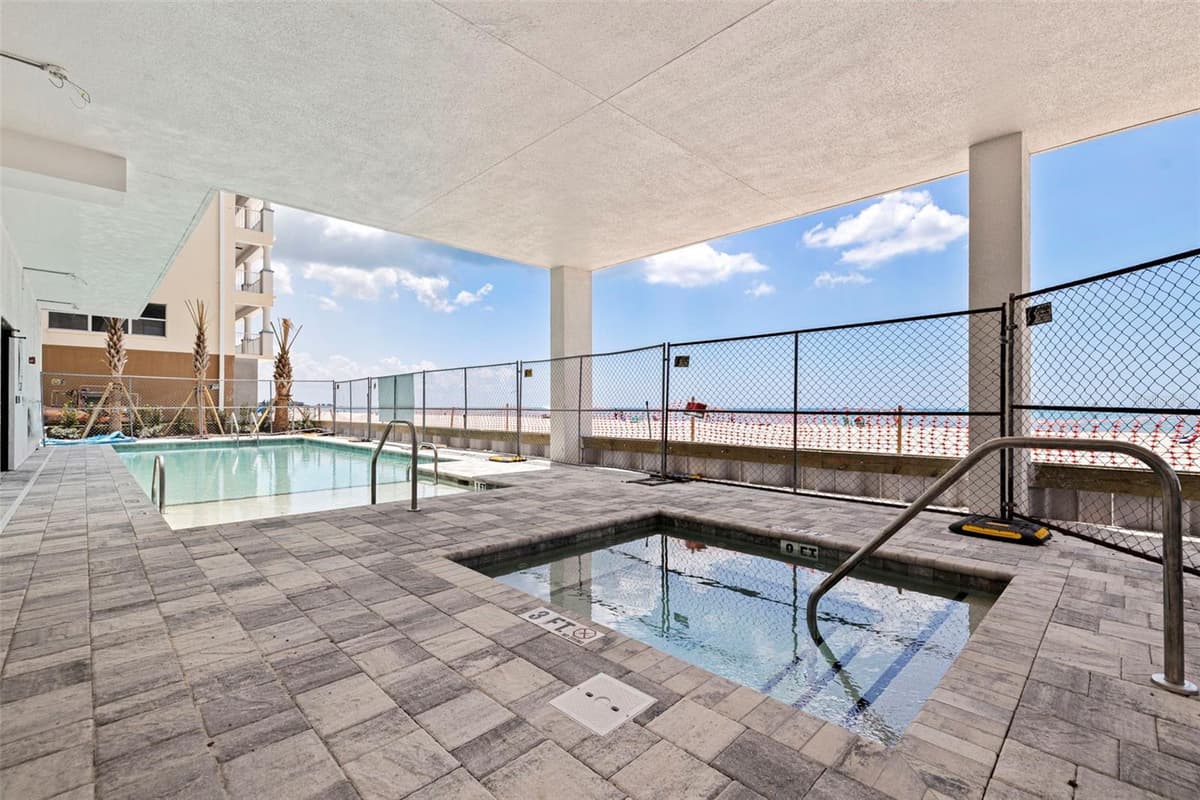 14048 GULF BOULEVARD — photo 4 of 79