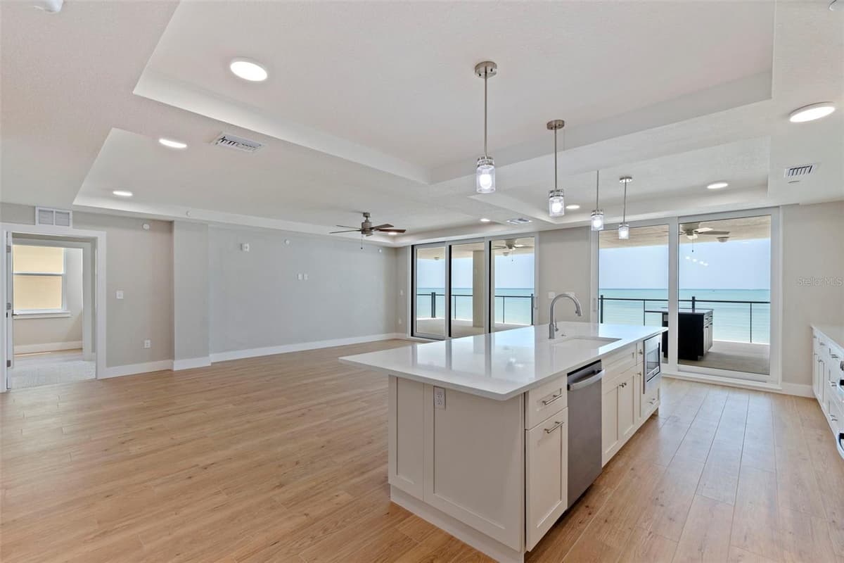 14048 GULF BOULEVARD — photo 16 of 79
