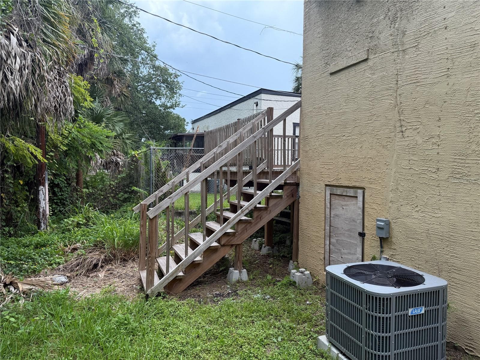 112 AVOCADO AVENUE — photo 18 of 19